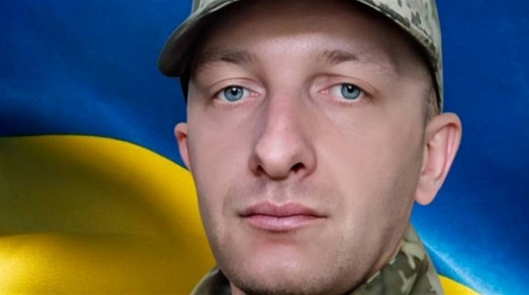 У боях за Авдіївку загинув 31-річний парамедик із Глухова Сергій Блохін