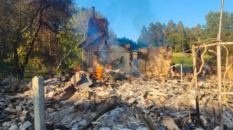 У Хотіській громаді правоохоронці виявили тіла двох загиблих від ворожих обстрілів