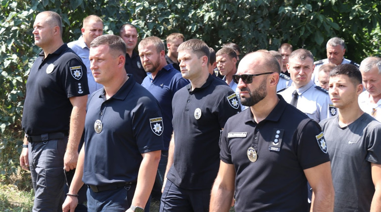 На Херсонщині простились із поліцейським, який загинув під час служби
