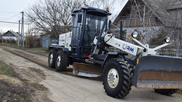 Ремонт доріг у Біляївській громаді: де пройде грейдер, та які плани