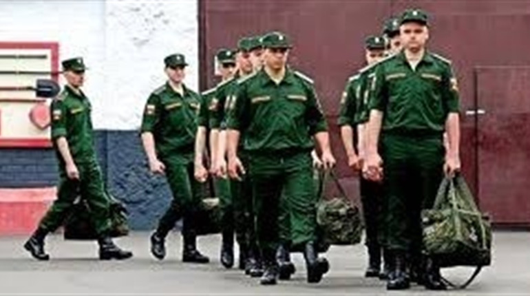 Окупанти поставили на військовий облік понад 2,7 тис жителів ТОТ Херсонщини