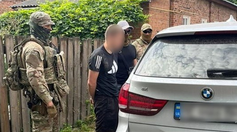 На Сумщині до 15 років засудили агента рф, який провів техніку ворога областю до Києва