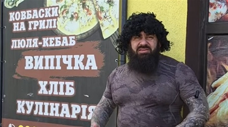 У Херсоні під дронами провели масовий захід із прямим ефіром у TikTok