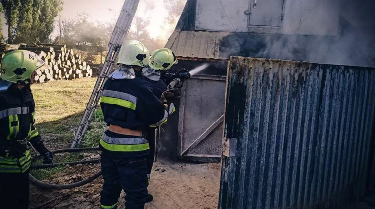 У Переяславі горів деревообробний цех на вулиці Богдана Хмельницького