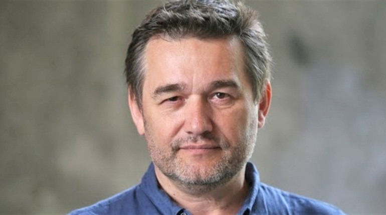 Про донати, пожертви і пончики, або чому англійською українці говорять з російським акцентом