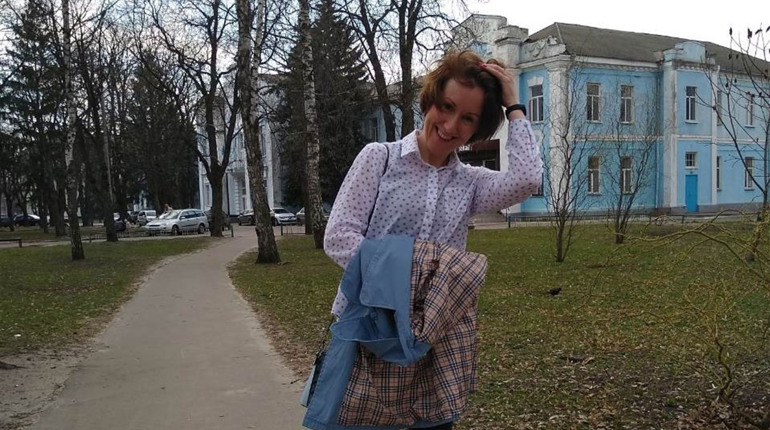 Підслухано у Конотопі: «То ж не її дитина. Вона її орендувала, щоб без черги пройти»