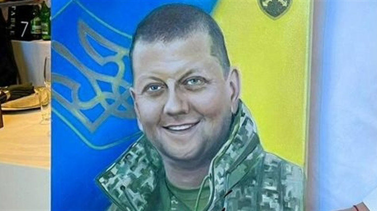 Лікар з Нової Каховки написав портрет Залужного