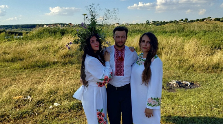 Тріо Малашевич з Миколаївщини записали нову пісню про війну в Україні