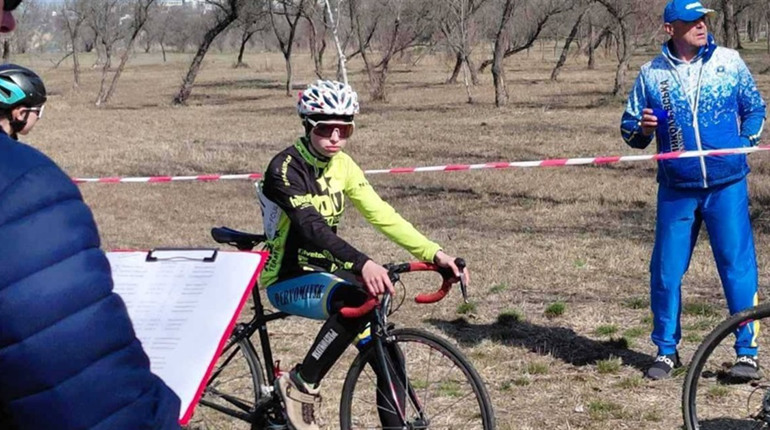 Відкрили сезон: первомайські велосипедисти повернулись з чемпіонату України