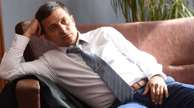 Що відповів Володимир Зеленський на петицію про скасування військового обліку жінок