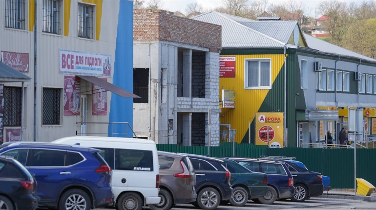 Що з’явиться біля пошти у Городку: підприємниця розповіла деталі будівництва і строки