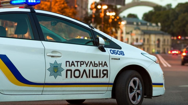 У Борисполі правоохоронці зупинили чоловіка, який пов’язаний зі збройними силами росії