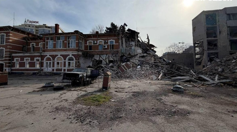 На Французькому бульварі в Одесі пошкодили історичну будівлю 1895 року: що відомо