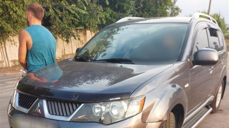29 липня у Первомайську водій Mitsubishi наїхав на хлопчика й втік: його затримали аж на Київщині