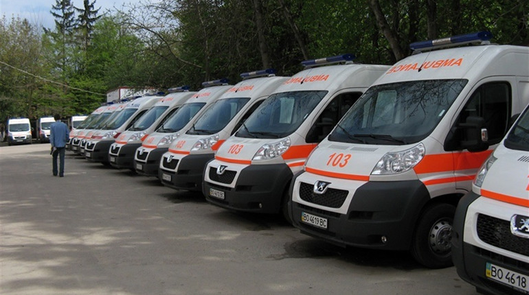 Київщина отримає 42 найсучасніші карети швидкої допомоги. Чи приїдуть вони до Переяслава?
