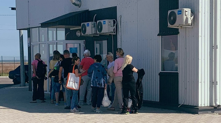 КПВВ з тимчасово окупованим Кримом — розповідаємо про ситуацію у вересні 2021-го