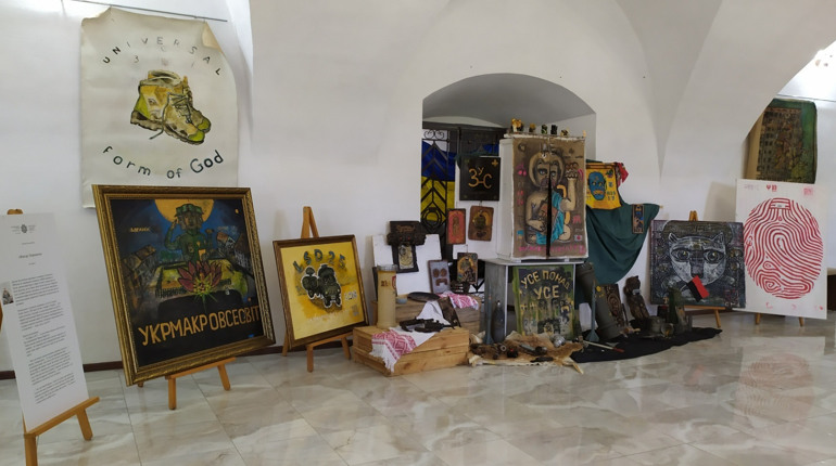 «Вівтар Перемоги»: в Умані презентували експозицію Дмитра Коломойцева