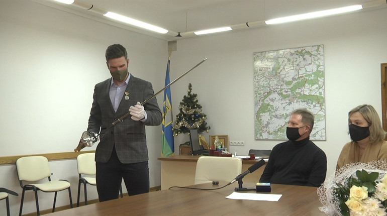 Шосткинець отримав винагороду у кінці року у Великій Британії , а на початку року у рідному місті