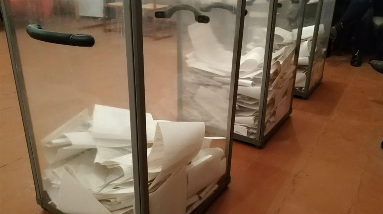 Хто балотується на посаду Нижньодуванського селищного голови Сватівського району