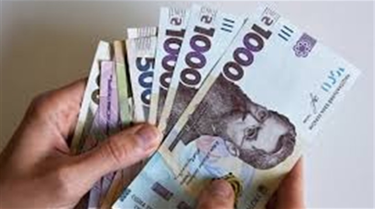 З вересня мінімальна зарплата — п’ять тисяч гривень