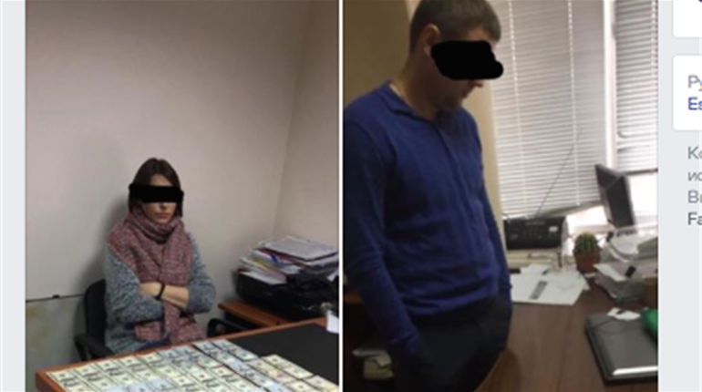 Звинувачуваний у хабарі чиновник повернувся на роботу