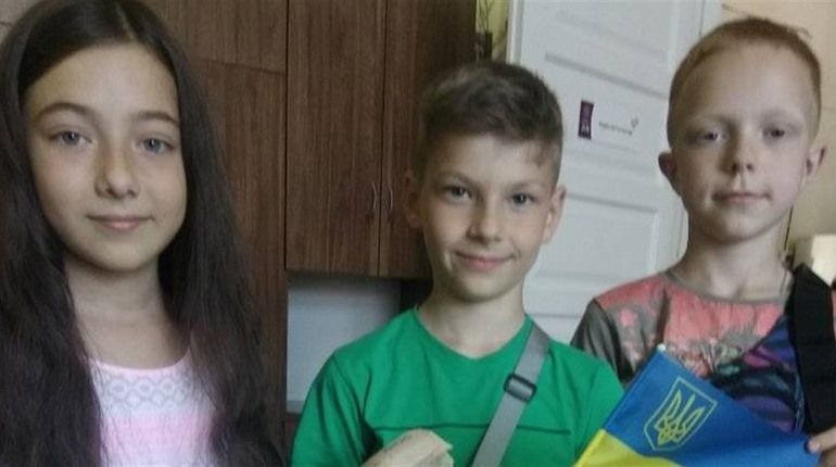 Продовжують допомагати: діти з Дрогобича зібрали понад 7 тис. грн для ЗСУ