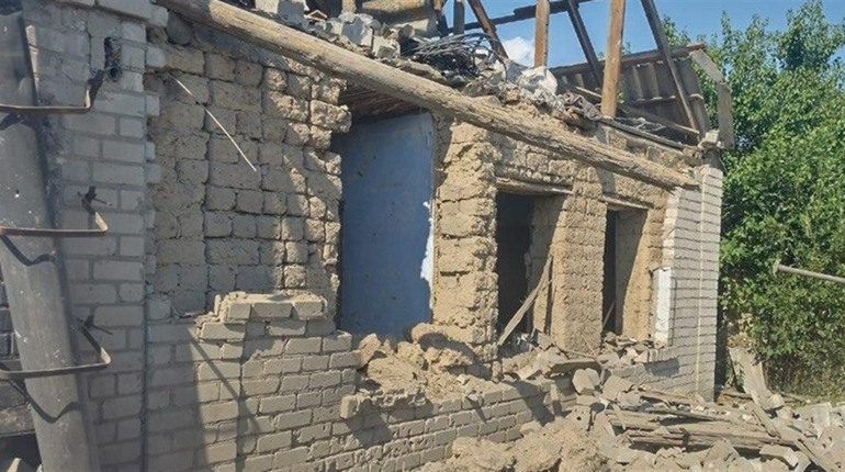 На Херсонщині армія рф завдала ударів по соціальній та критичній інфраструктурі, житлових кварталах
