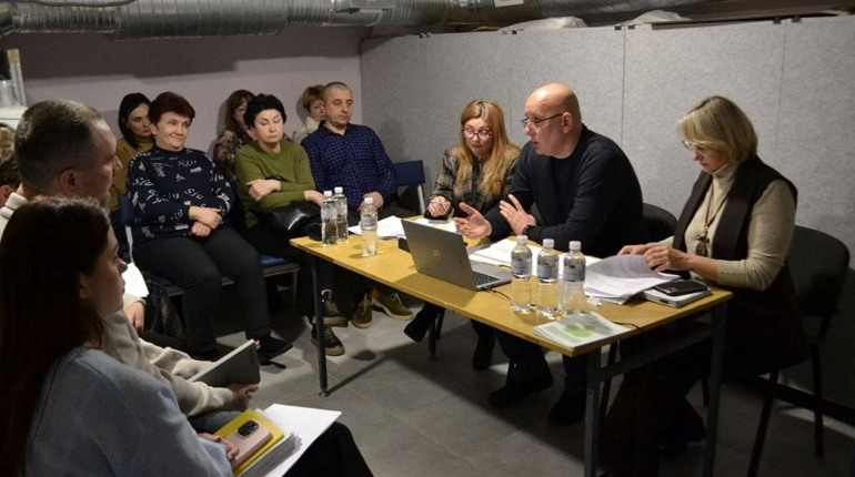 Кадровий дефіцит у Шосткинській ЦРЛ: Андрій Бєляєв обговорив шляхи залучення лікарів до громади