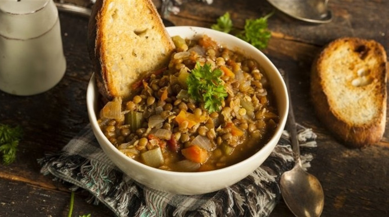 Рецепт дня: сочевиця з овочами
