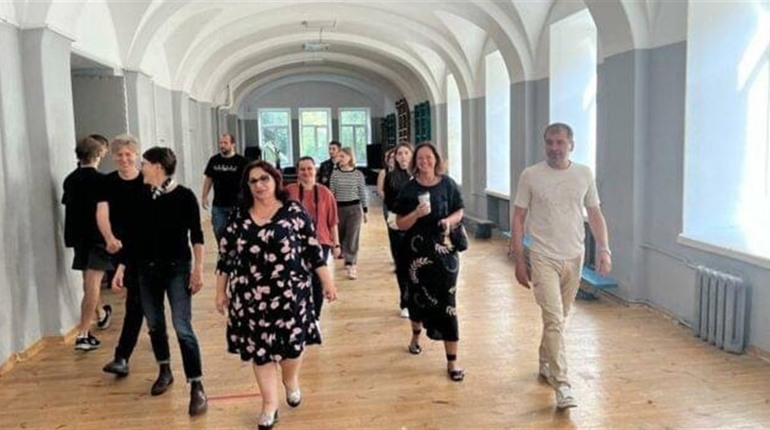 В одеській академії виявили факультет-привид без кафедр: декан отримав зарплату 1 млн гривень