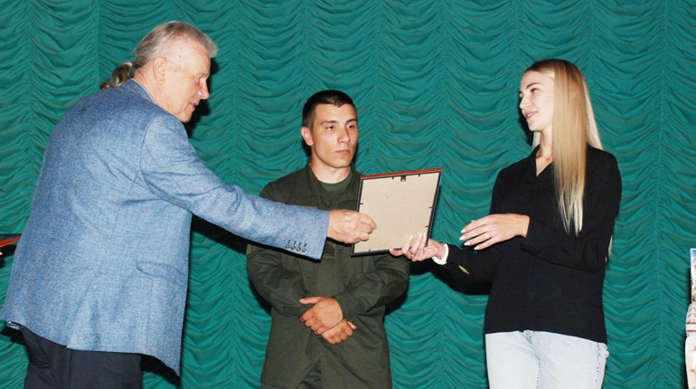 У Шосткинському коледжі відзначили найкращих представників молоді нашої громади