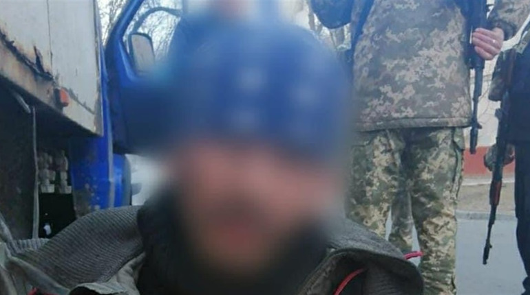У Чернігові поліцейські затримали групу мародерів на місці скоєння злочину