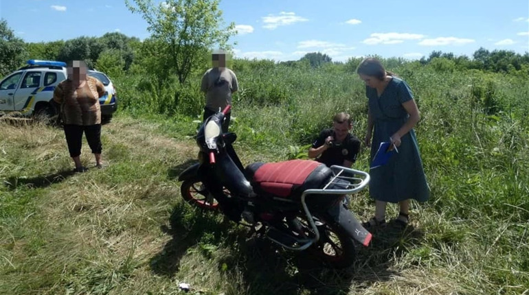 У Білокуракиному, що на Сватівщині, чоловік вкрав скутер: викрадачеві загрожує до 5 років за ґратами