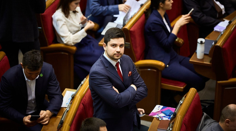 Не мажоритарник, але з Конотопа. Хто такий нардеп Олександр Качура та які має плани на місто