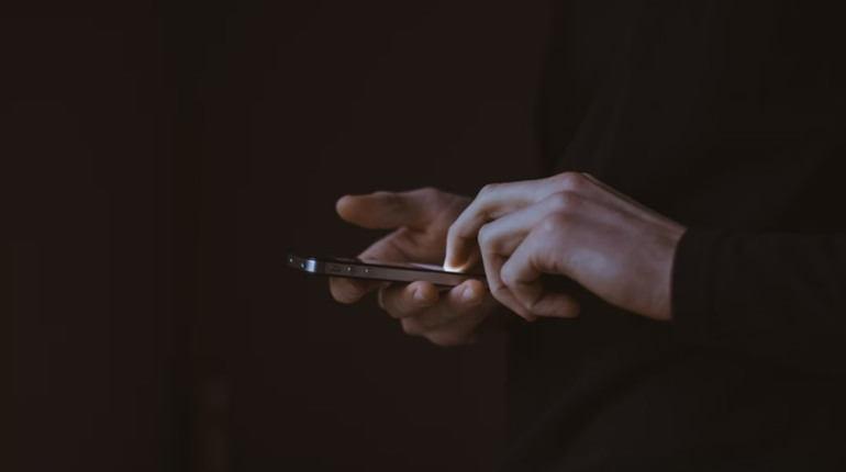 Жителі Херсонщини через шахраїв втратили понад 50 тисяч гривень