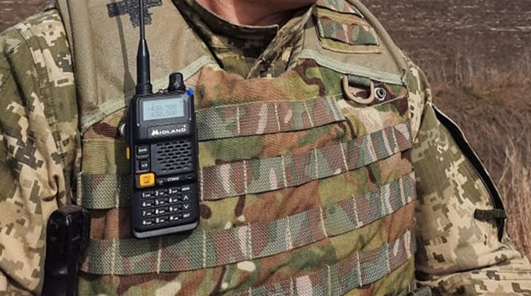 "У вас і нас все вийшло". Гроші на 20 рацій для волноваської тероборони зібрали за день