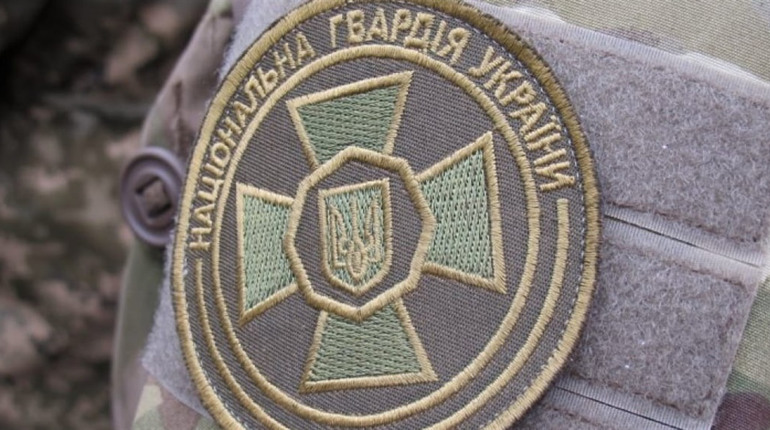 Напередодні Дня Національної гвардії України у Шостці вітали військовослужбовців