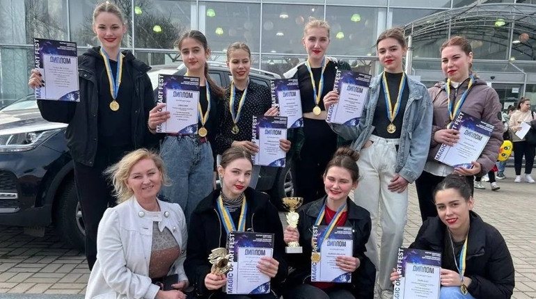 Гурт "Каприз" на всеукраїнському фестивалі Diamond - cup 2023 отримав два кубки