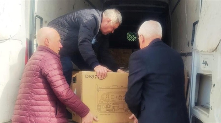 Громади Глухівщини передали Харківщині надважливі генератори