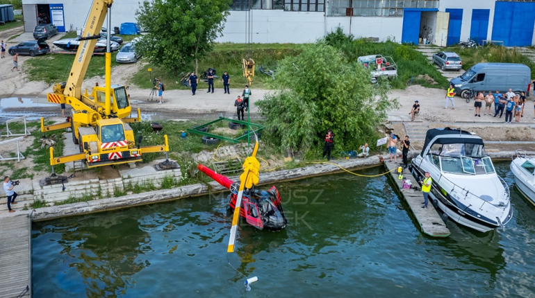 Дві славутчанки мама і донька потрапили в Польщі у авіакатастрофу! Вони потребують нашої допомоги