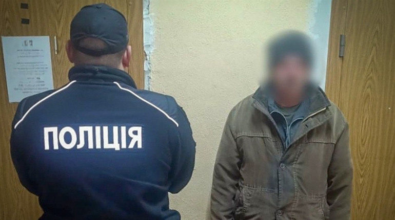 Фатальний удар обухом: на Шосткинщині чоловік вбив знайомого сокирою