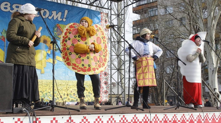 Попаснянський театральний колектив отримав відзнаку на обласному конкурсі  