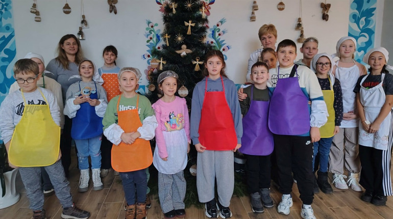 Новини Старокостянтинівщини. Історії про подвиг, зустріч з лікарями та випікання пряників до Різдва