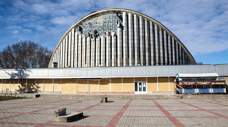 Кіноконцертний зал «Ювілейний» у Херсоні потребує допомоги небайдужих для відбудови