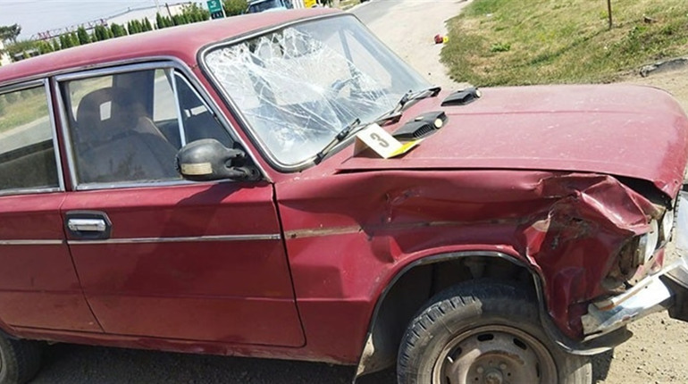 У Чорткові зіткнулися легківка і мотоцикл: водій останнього помер у лікарні