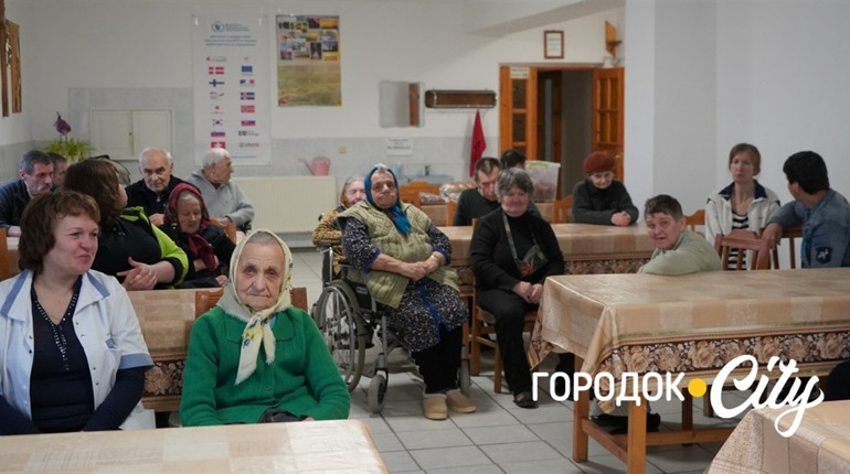 «Ви важливі для громади». У День людей з інвалідністю до Будинку милосердя завітали гості