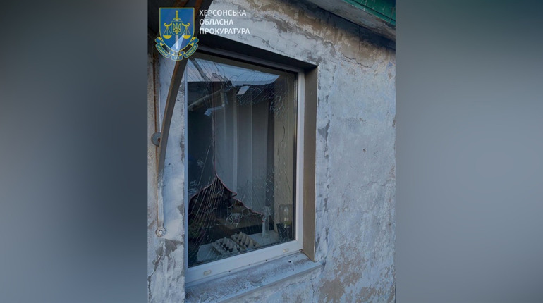 Російські терористи вчергове обстріляли Херсонщину: поранені троє людей