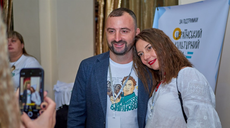 «Вже починаємо планувати наступний»: Григорій і Оксана Телятники про Вінграновський ART FEST