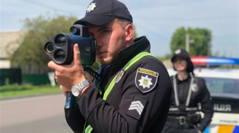 Перевищив швидкість - 1700 грн, п’яні за кермом – 17 тис. Рада прийняла нові штрафи за порушення ПДР