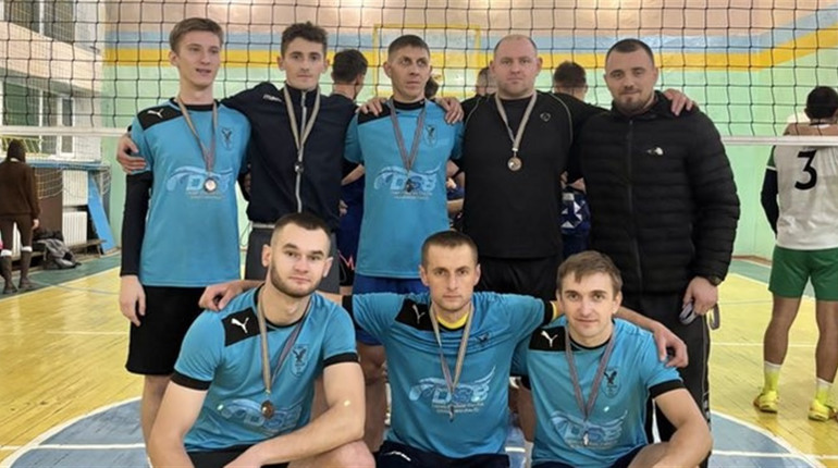 Глухівські волейболісти вибороли призове місце на відкритій першості у Бахмачі